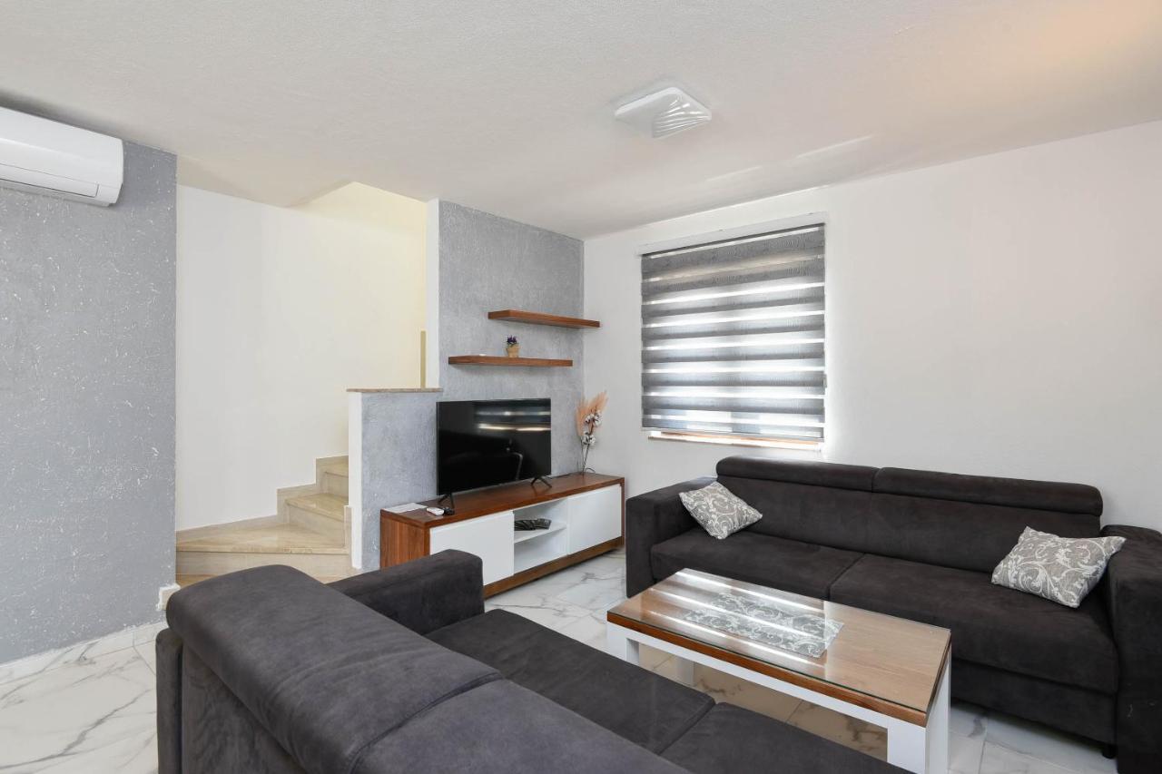 Lidija Apartmani Оребич Екстер'єр фото