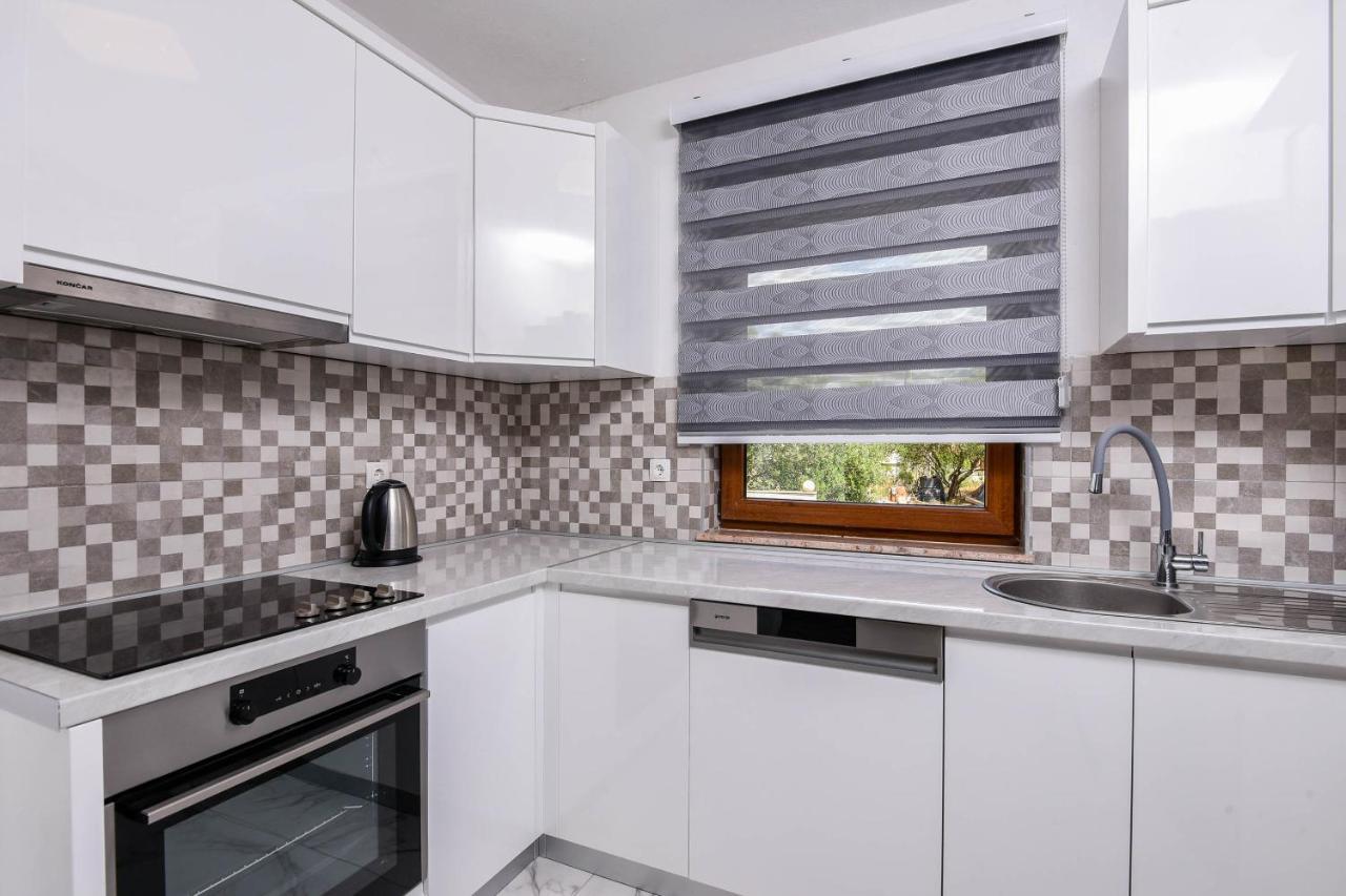 Lidija Apartmani Оребич Екстер'єр фото