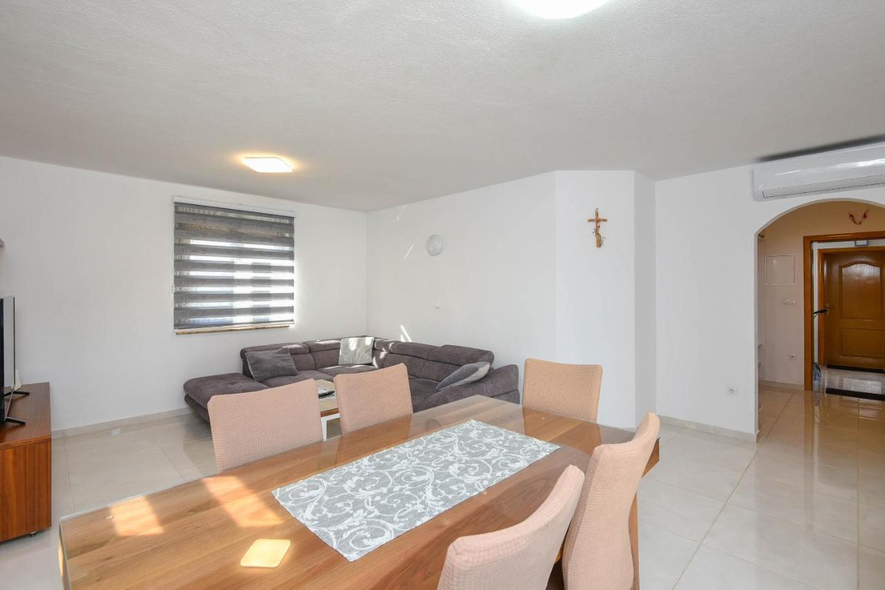 Lidija Apartmani Оребич Екстер'єр фото